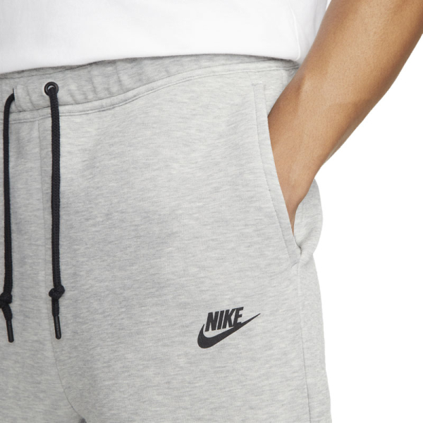 Nike tech fleece šorc
