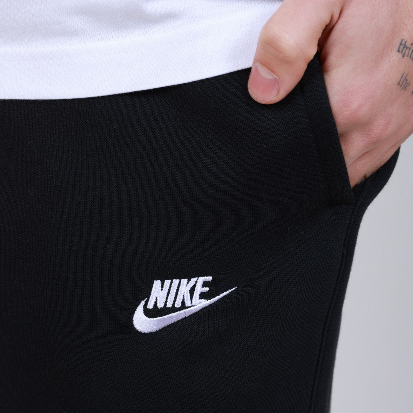 Nike donji deo